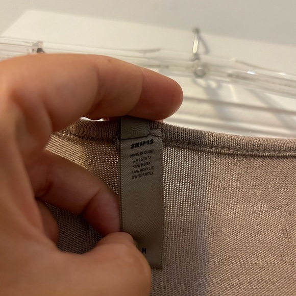 Kim kardashian skims sleep Henley dress - Picture 3 of 5